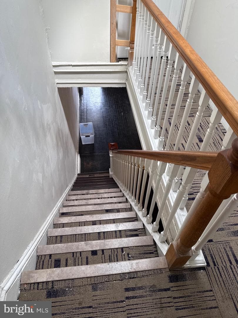3137 Baker Street photo 17