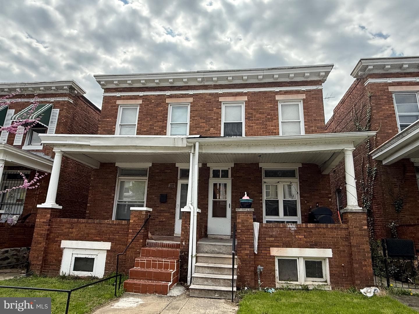 3137 Baker Street photo 4