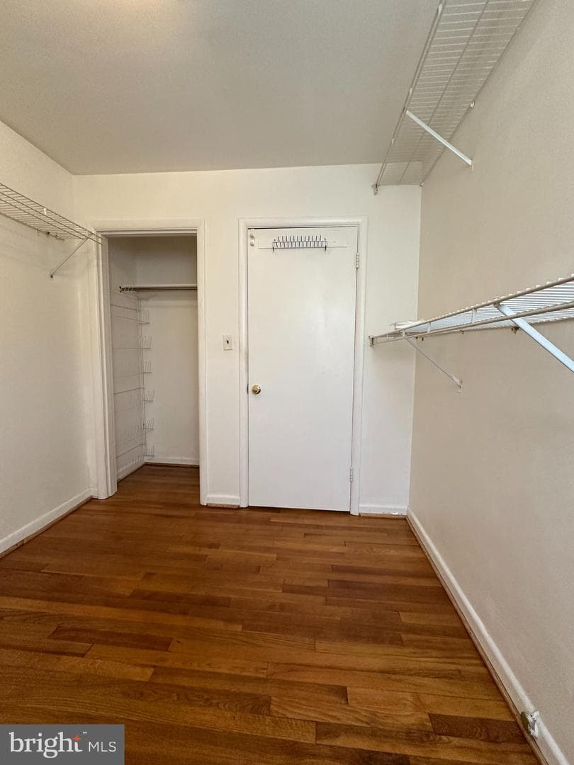 1224 Sheridan Avenue photo 17