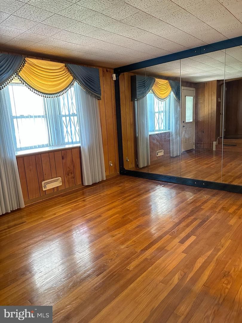 1224 Sheridan Avenue photo 4