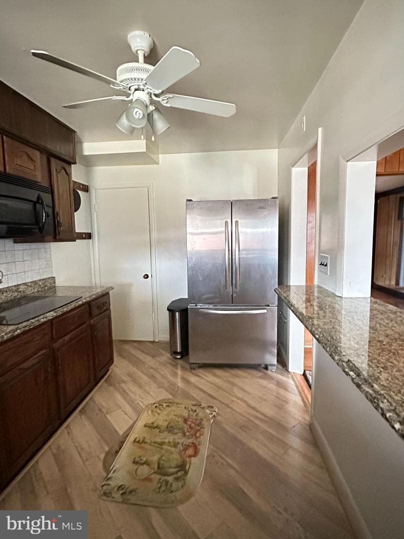 1224 Sheridan Avenue photo 9