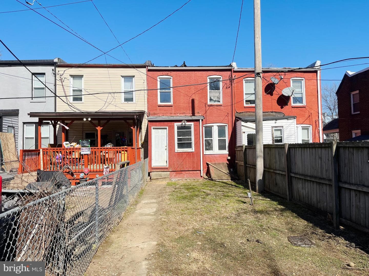 1327 Cambria Street photo 3