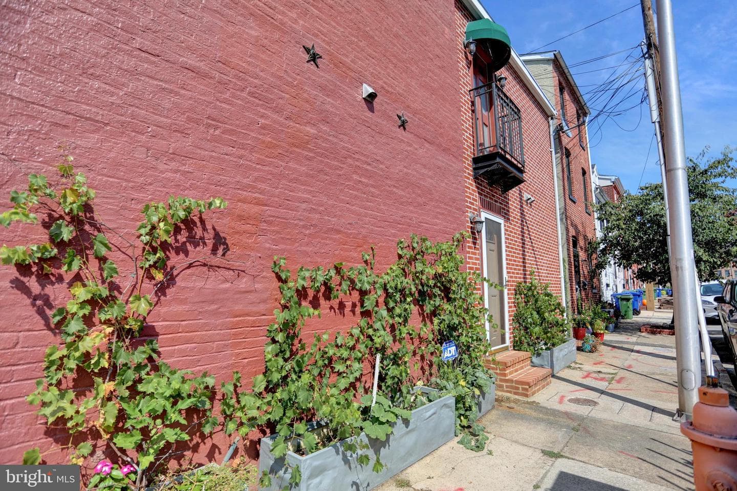 605 S Washington Street photo 4