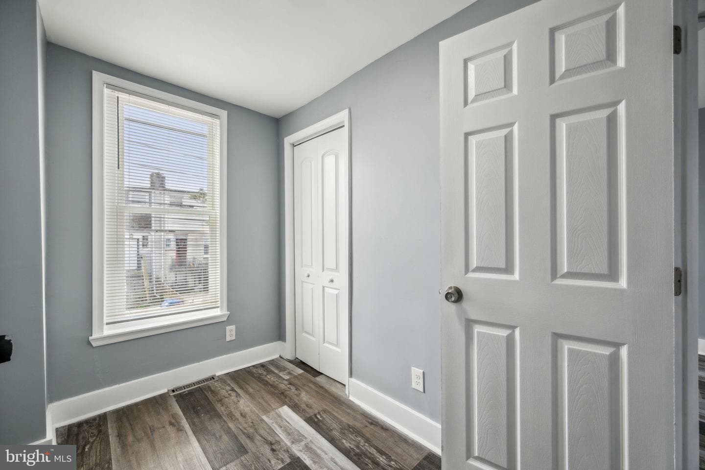 3335 Lyndale Avenue photo 11