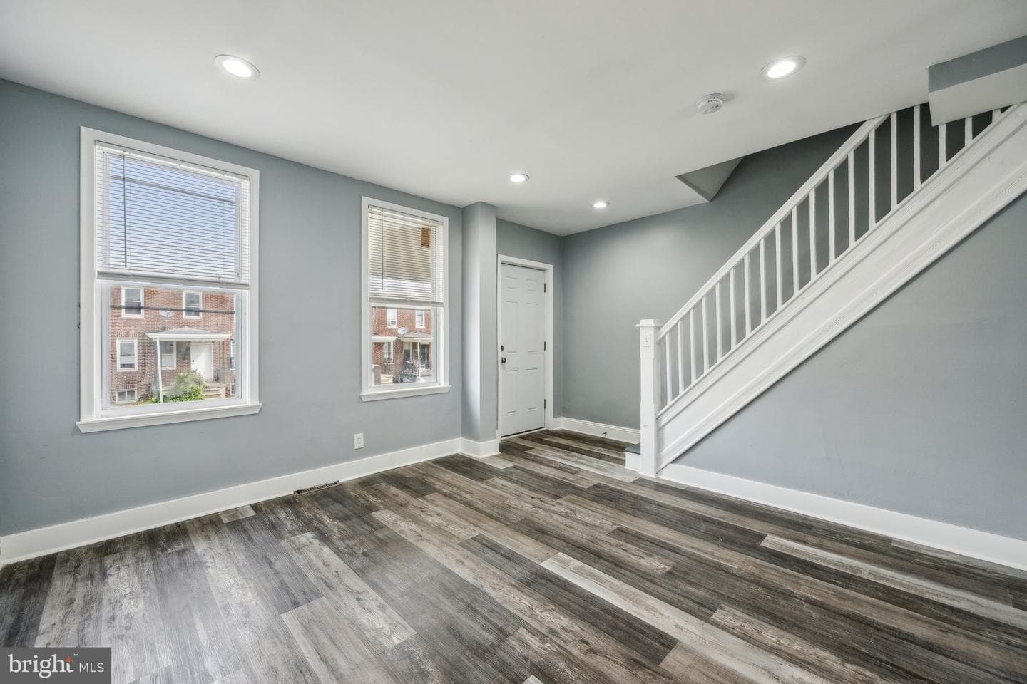 3335 Lyndale Avenue photo 3