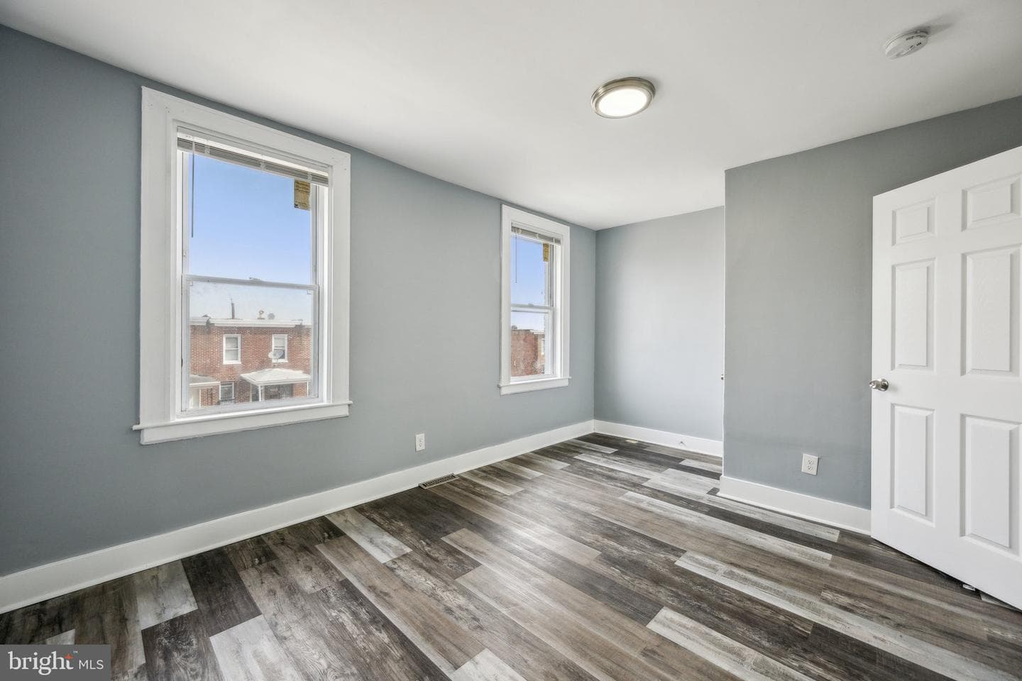 3335 Lyndale Avenue photo 8