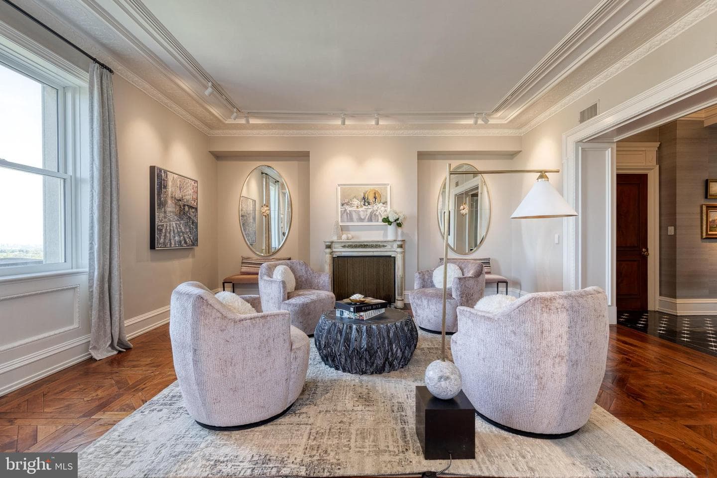 3908 N Charles Street #1303 photo 16