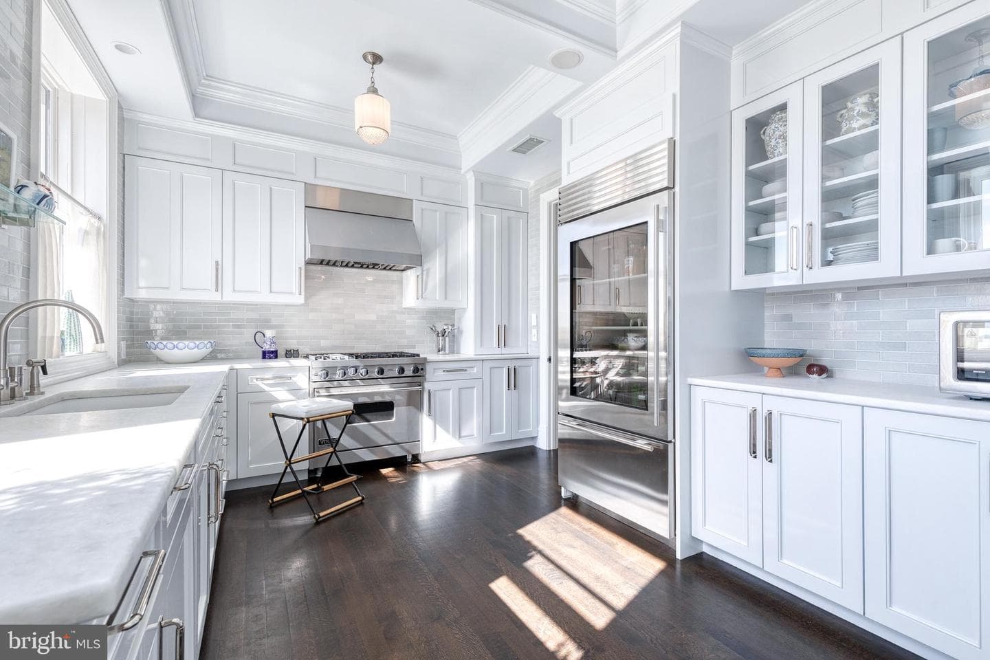 3908 N Charles Street #1303 photo 38