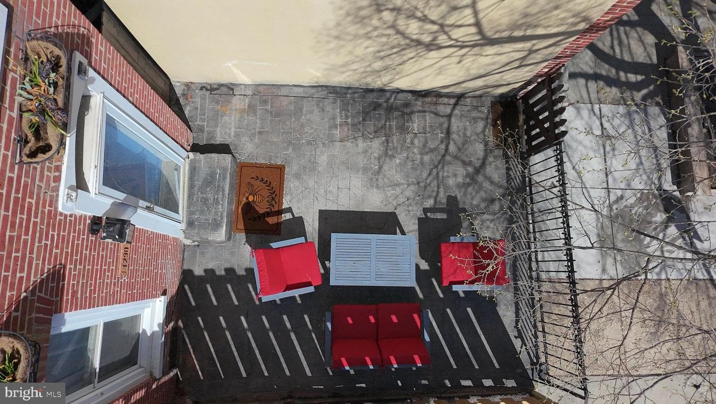 1290 Battery Avenue photo 24