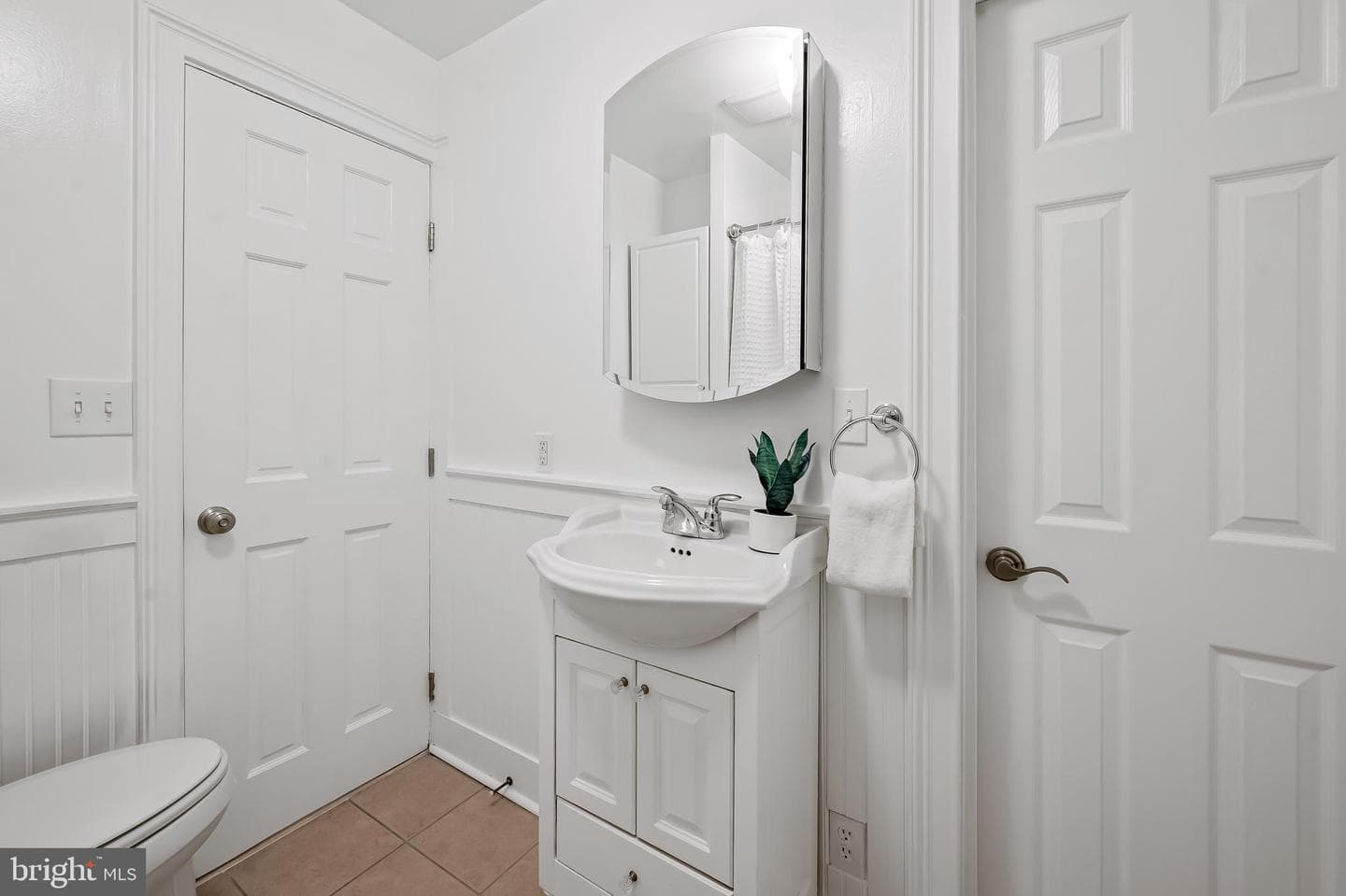 1045 Riverside Avenue photo 24
