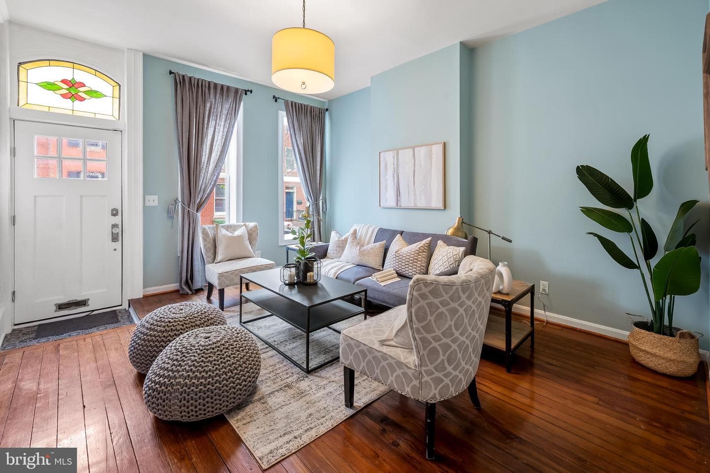 1045 Riverside Avenue photo 4