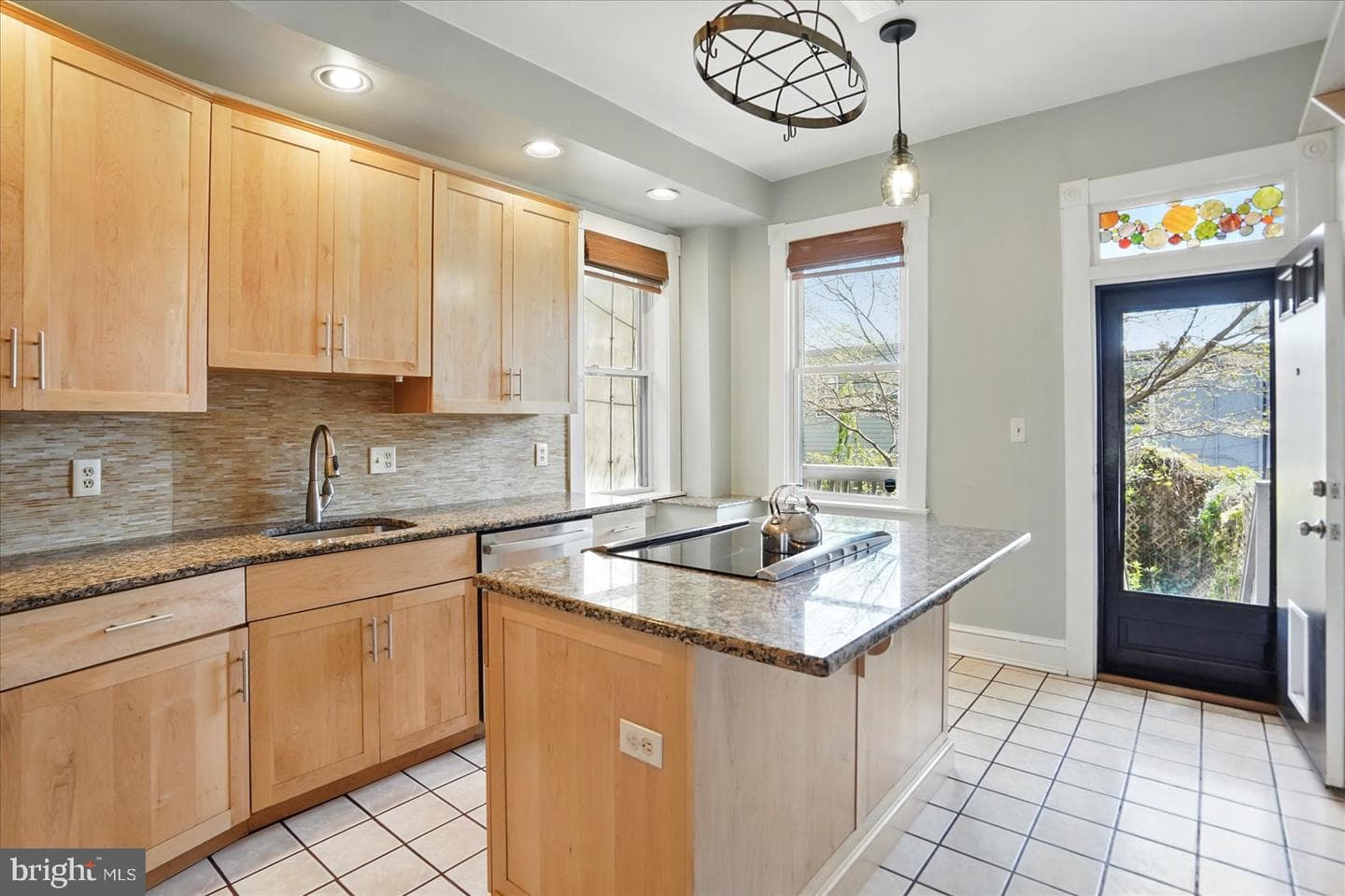 11 Collington Avenue N photo 12