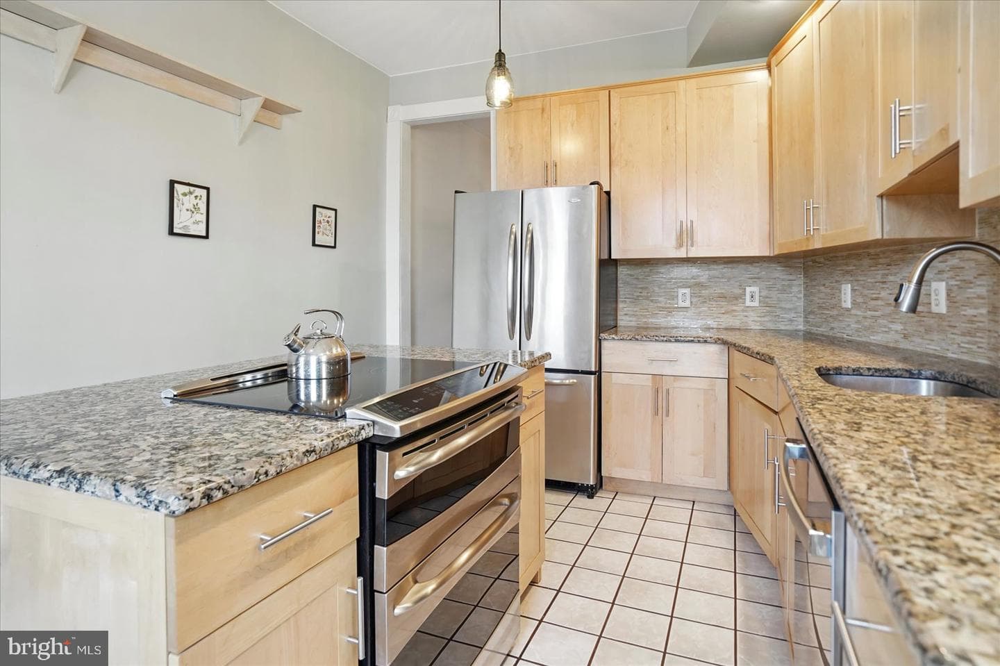 11 Collington Avenue N photo 14