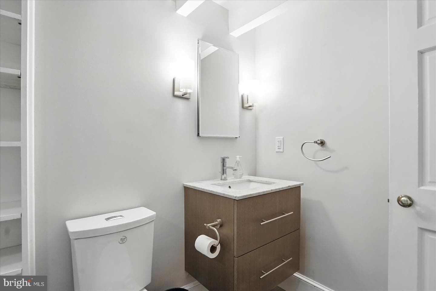 11 Collington Avenue N photo 30