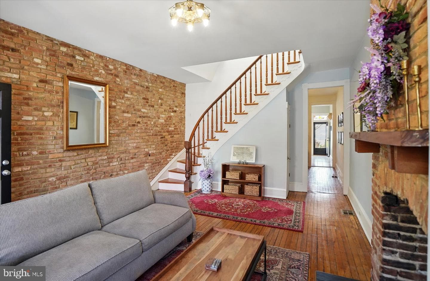 11 Collington Avenue N photo 8