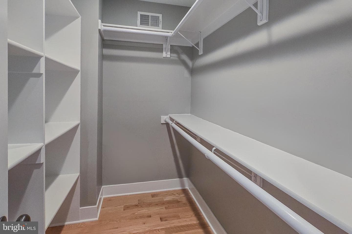 117 W Clement Street photo 24