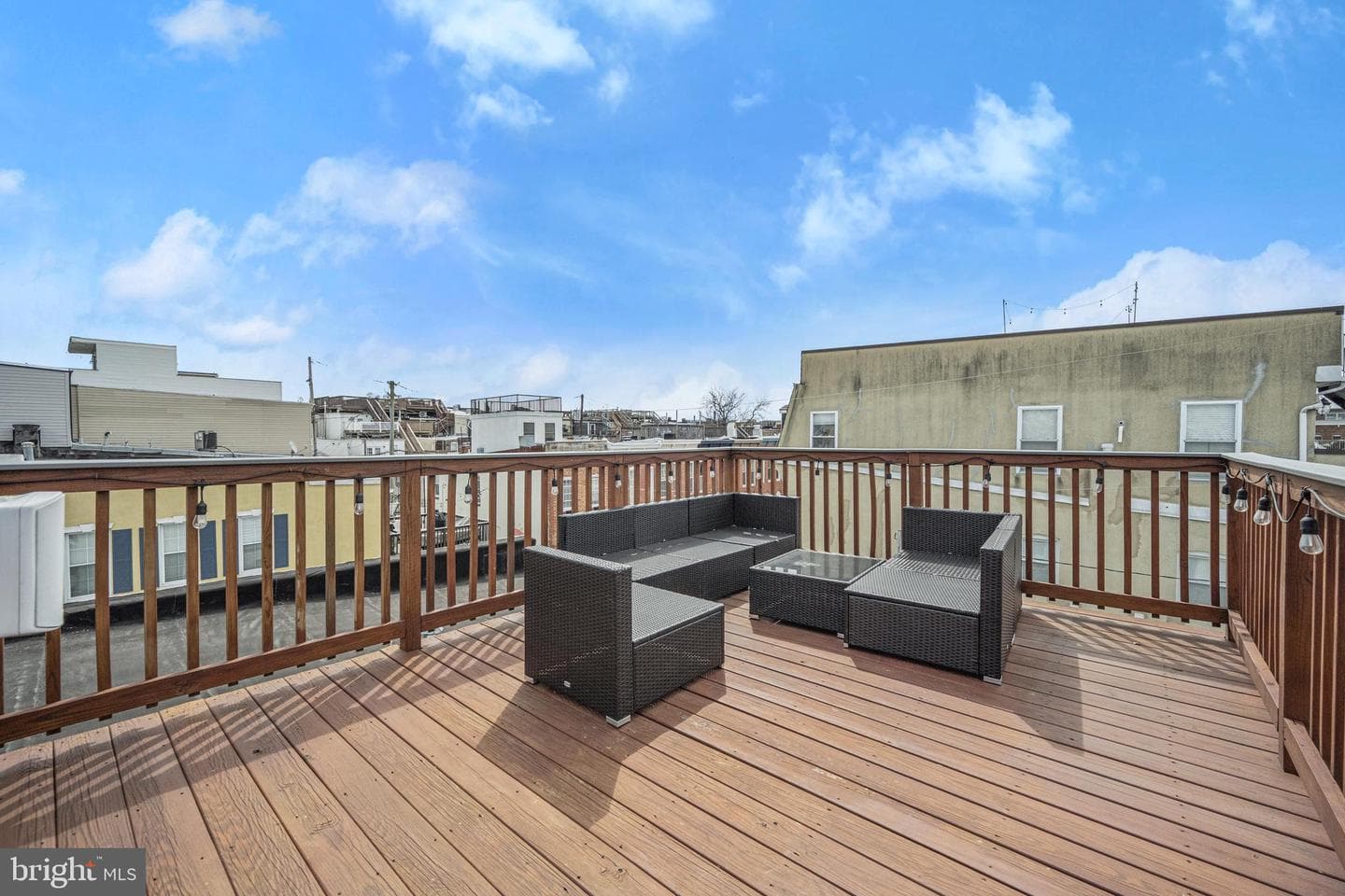 117 W Clement Street photo 28