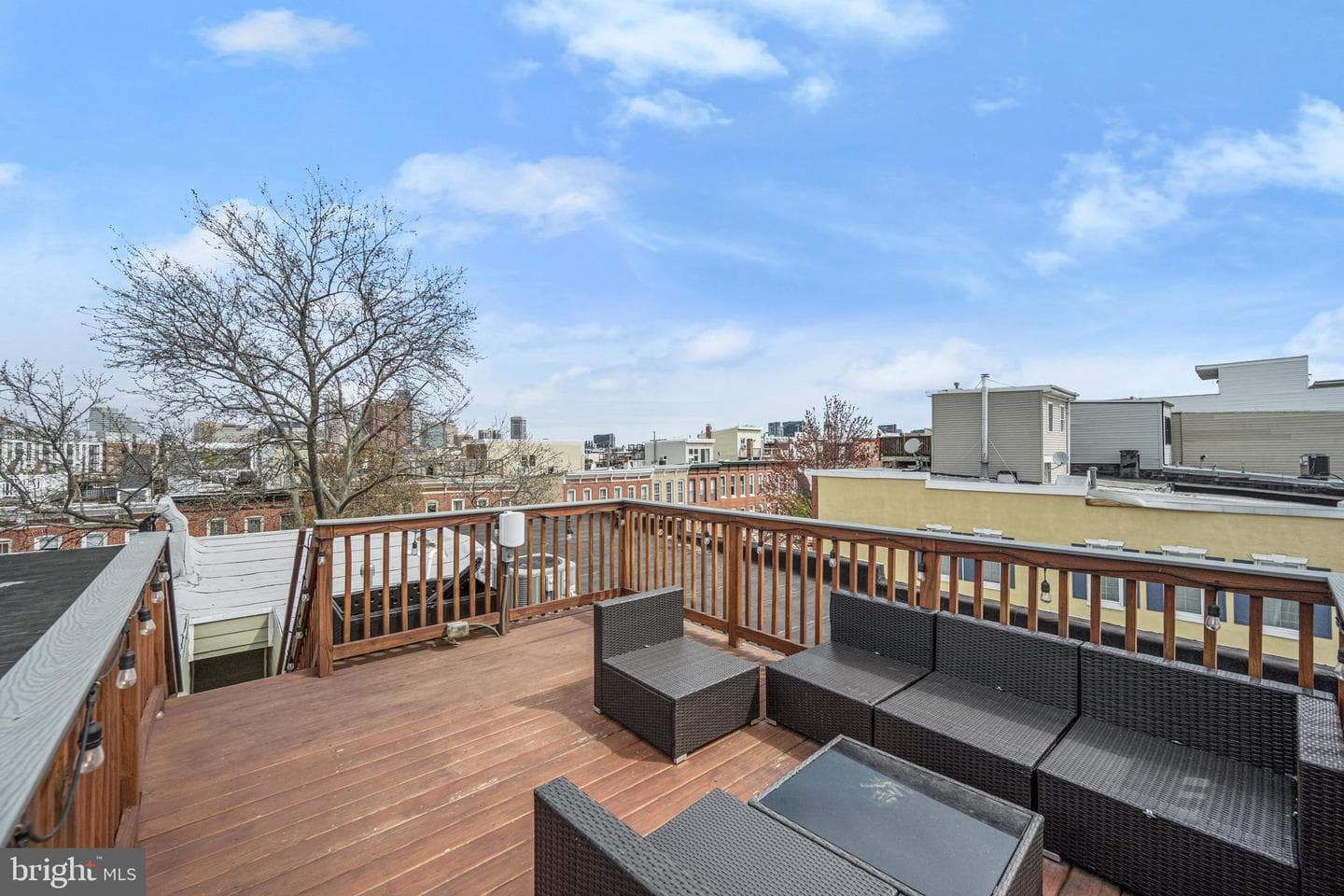 117 W Clement Street photo 29