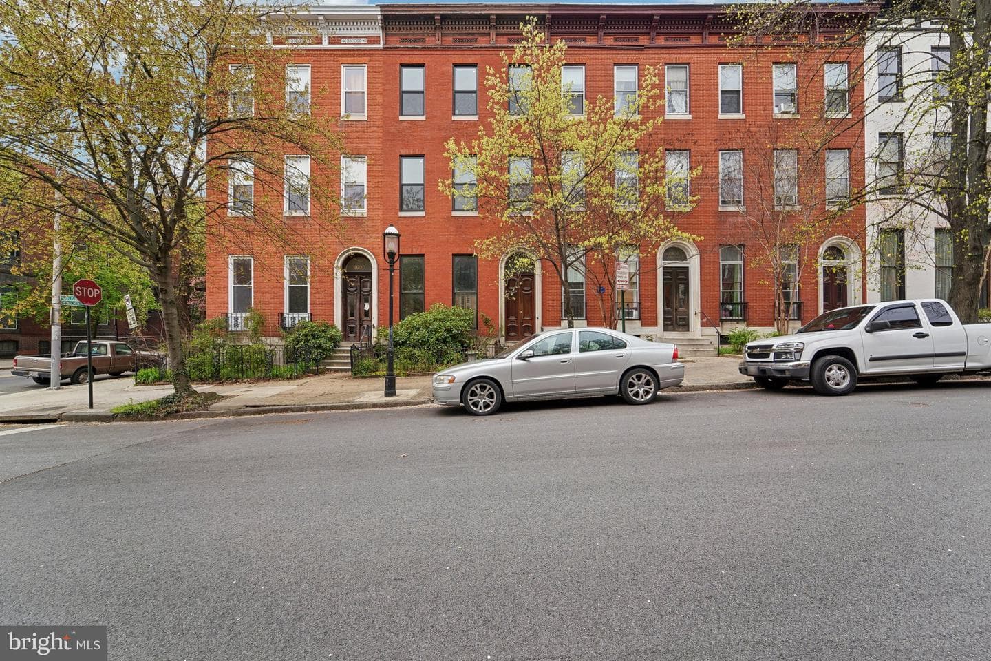 1602 Bolton Street photo 1