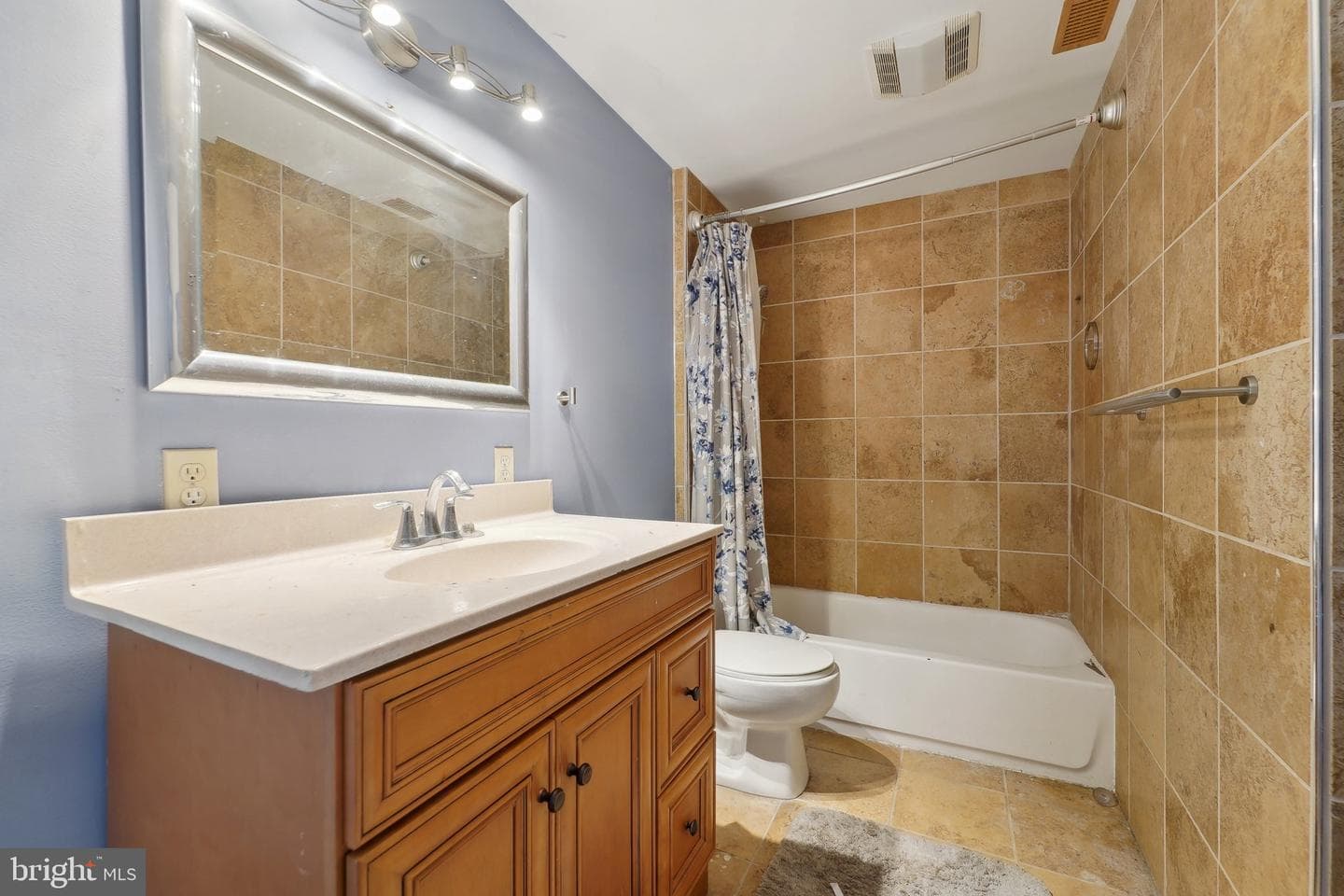 1602 Bolton Street photo 22