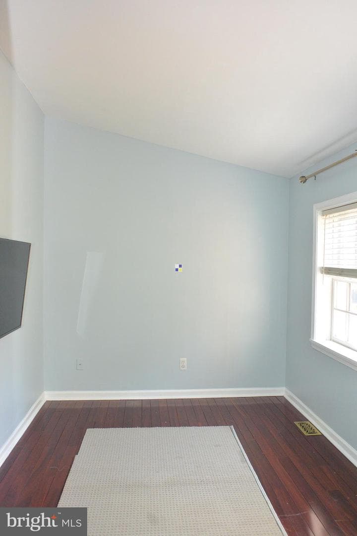 701 Sharp Street photo 27