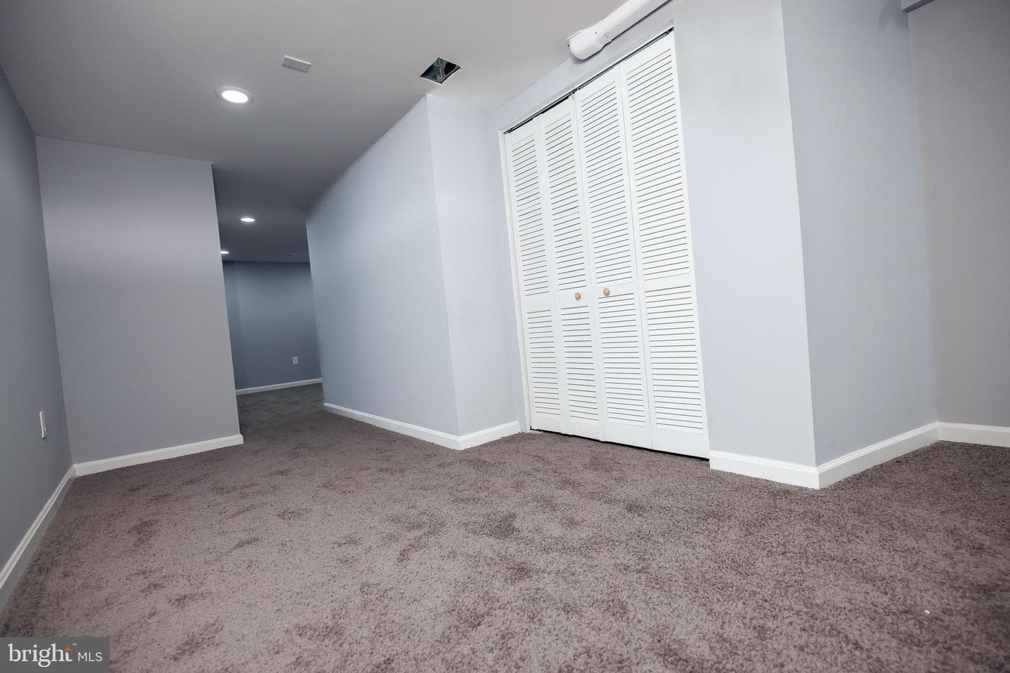 1621 Cliftview Avenue photo 9