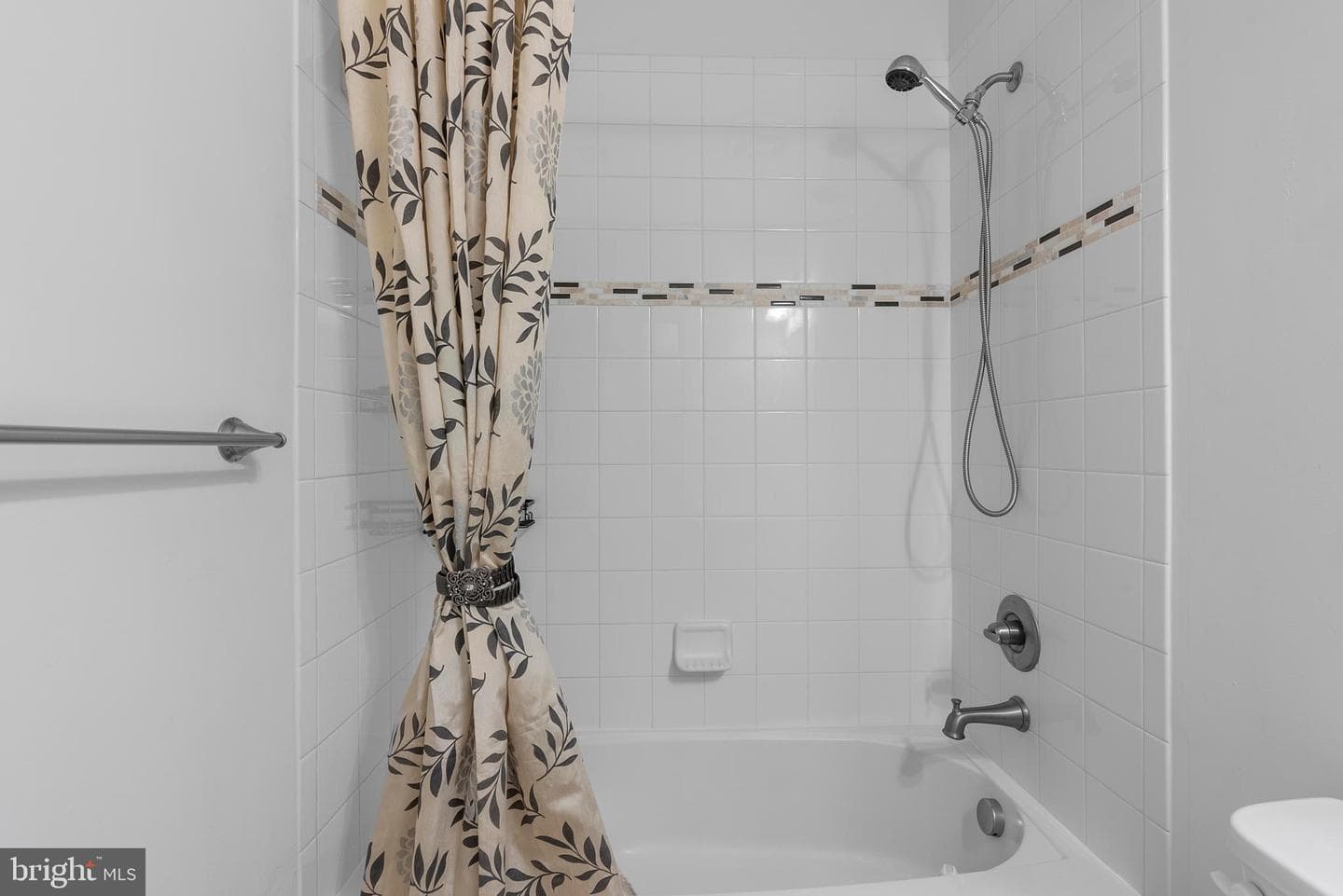 834 Oldham Street photo 39