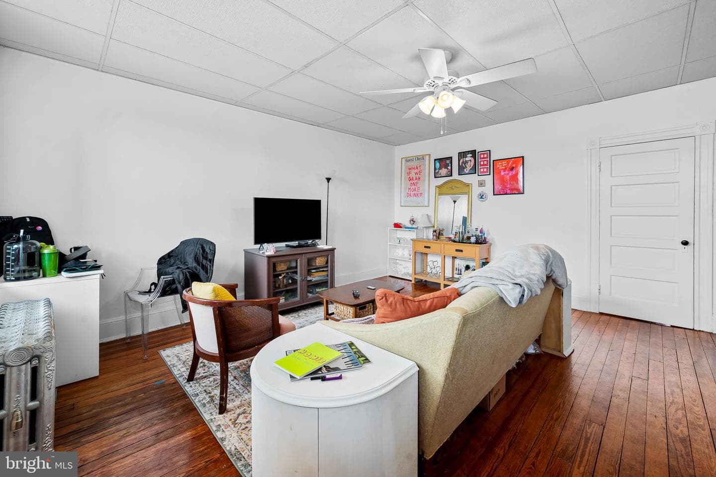 2820 Saint Paul Street photo 16