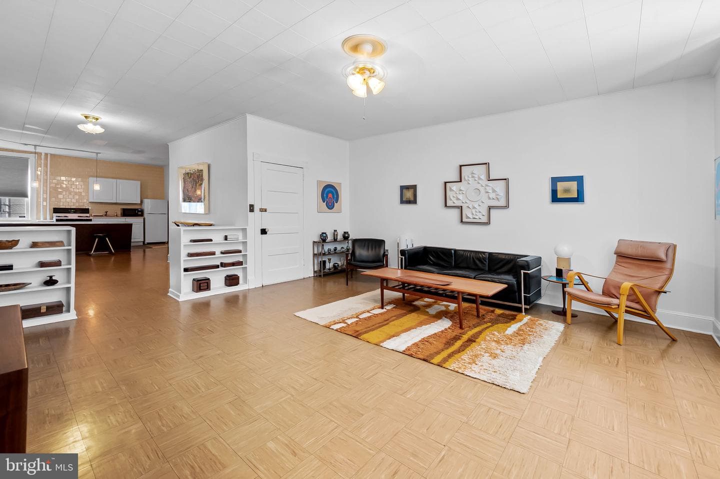 2820 Saint Paul Street photo 20