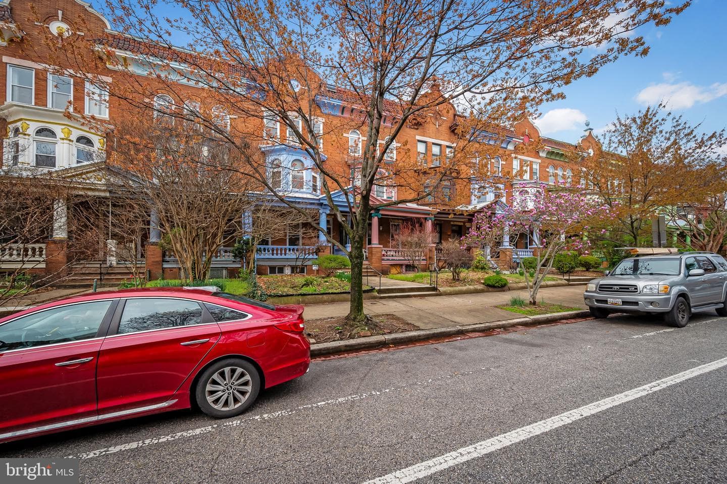 2820 Saint Paul Street photo 3