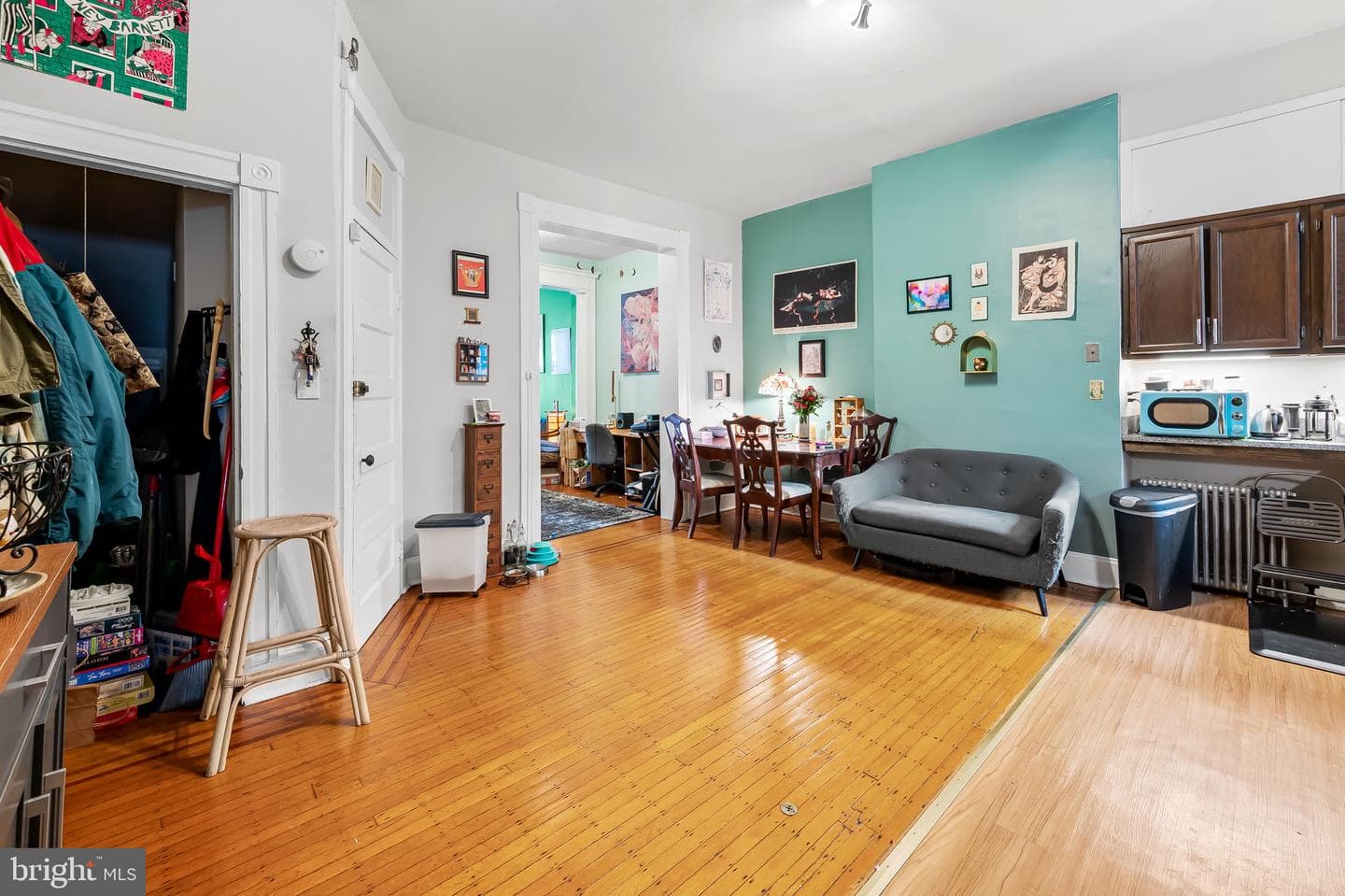 2820 Saint Paul Street photo 38
