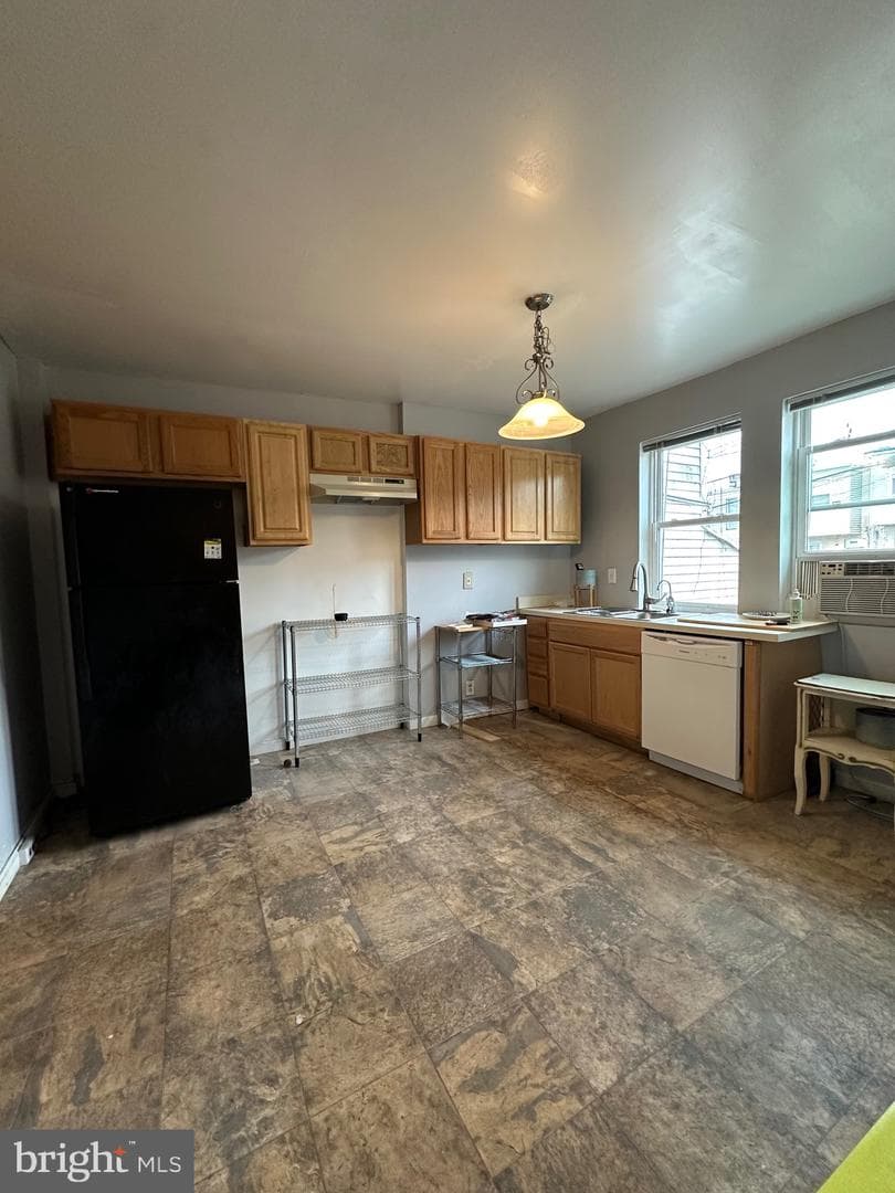 2261 Sidney Avenue photo 15