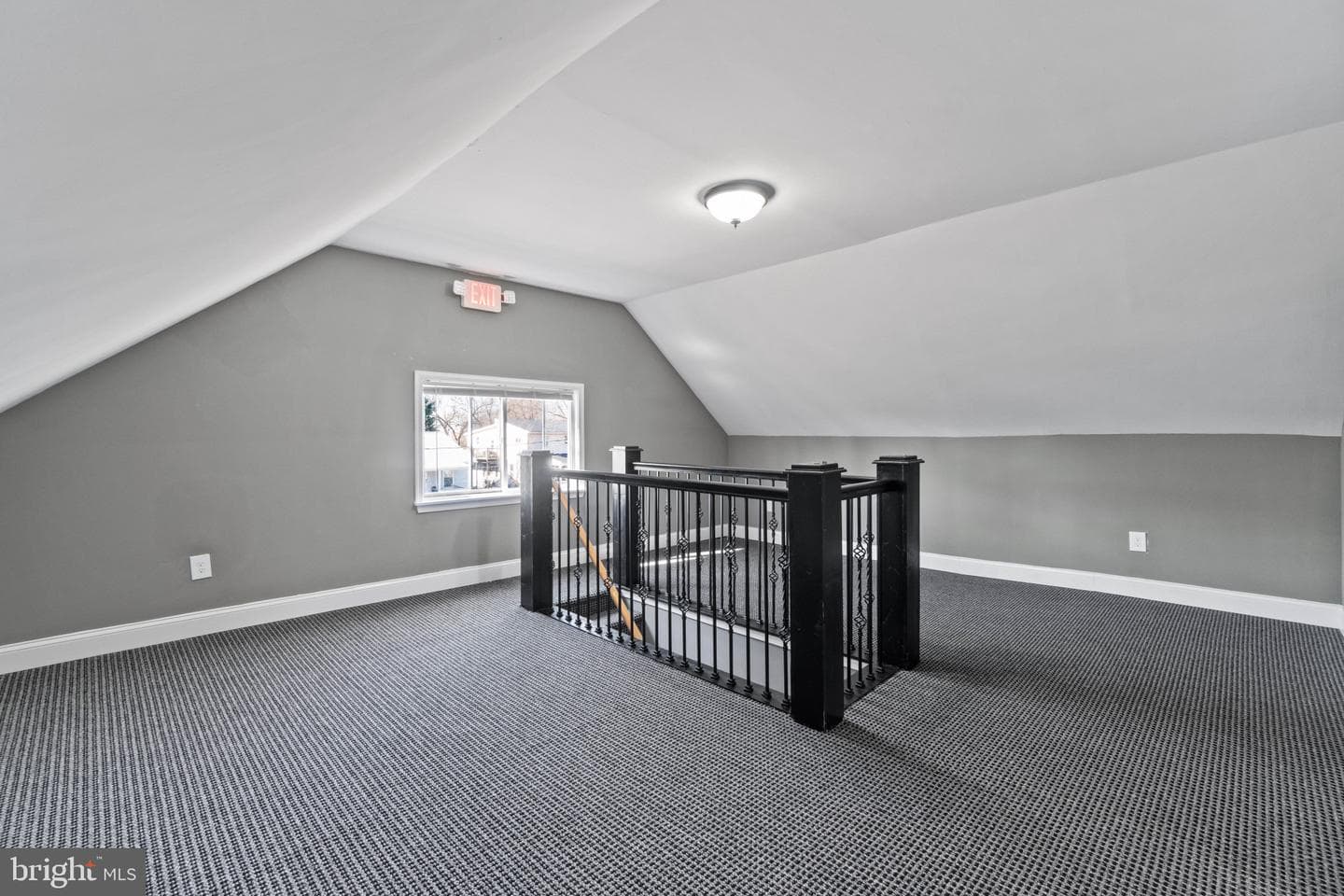 4811 Laurel Avenue photo 10