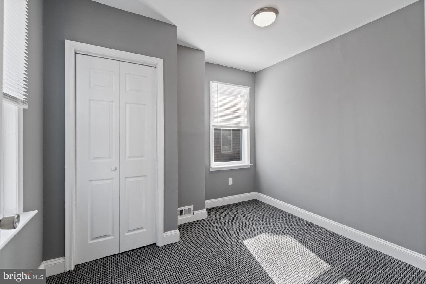 4811 Laurel Avenue photo 13