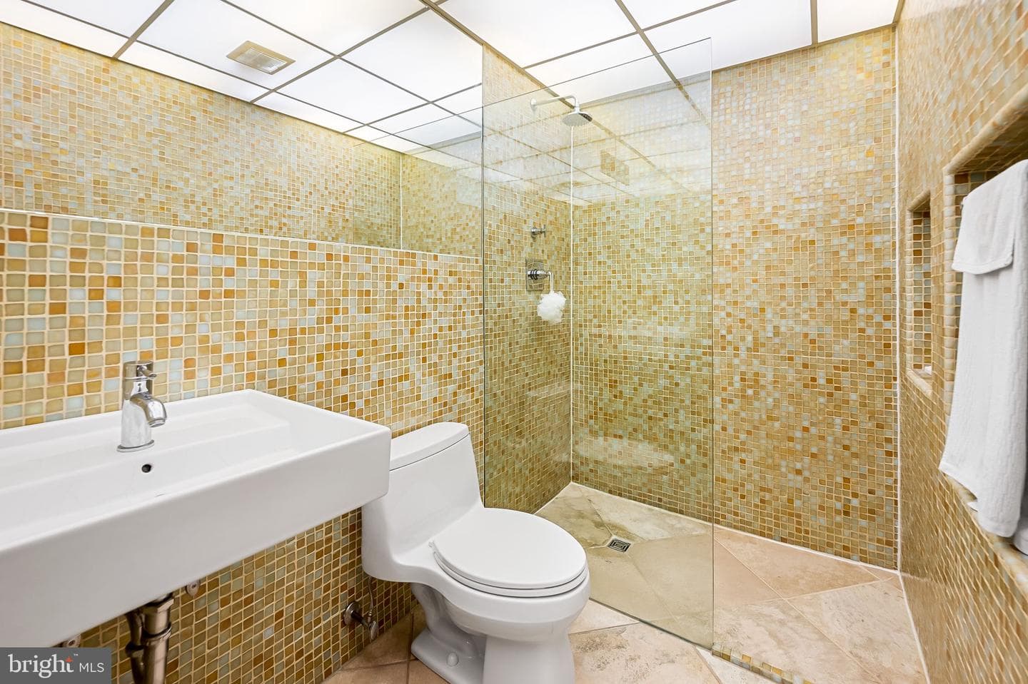 529 N Charles Street #101 photo 22