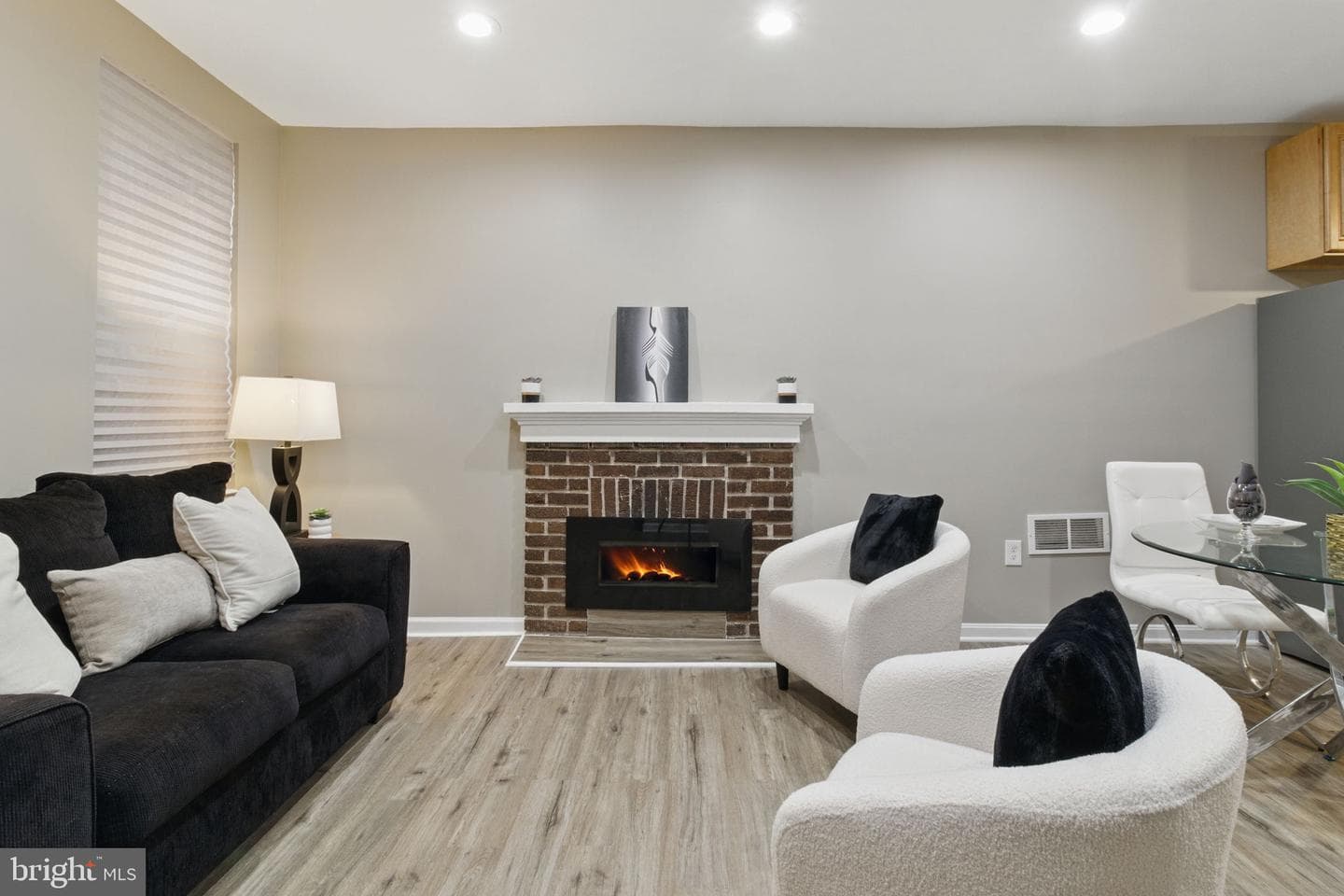 3025 Frisby Street photo 3