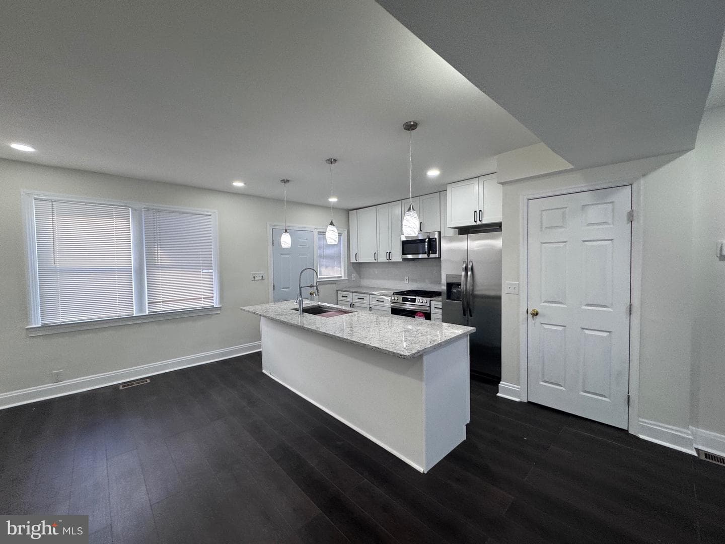 110 N Mount Olivet Lane photo 4