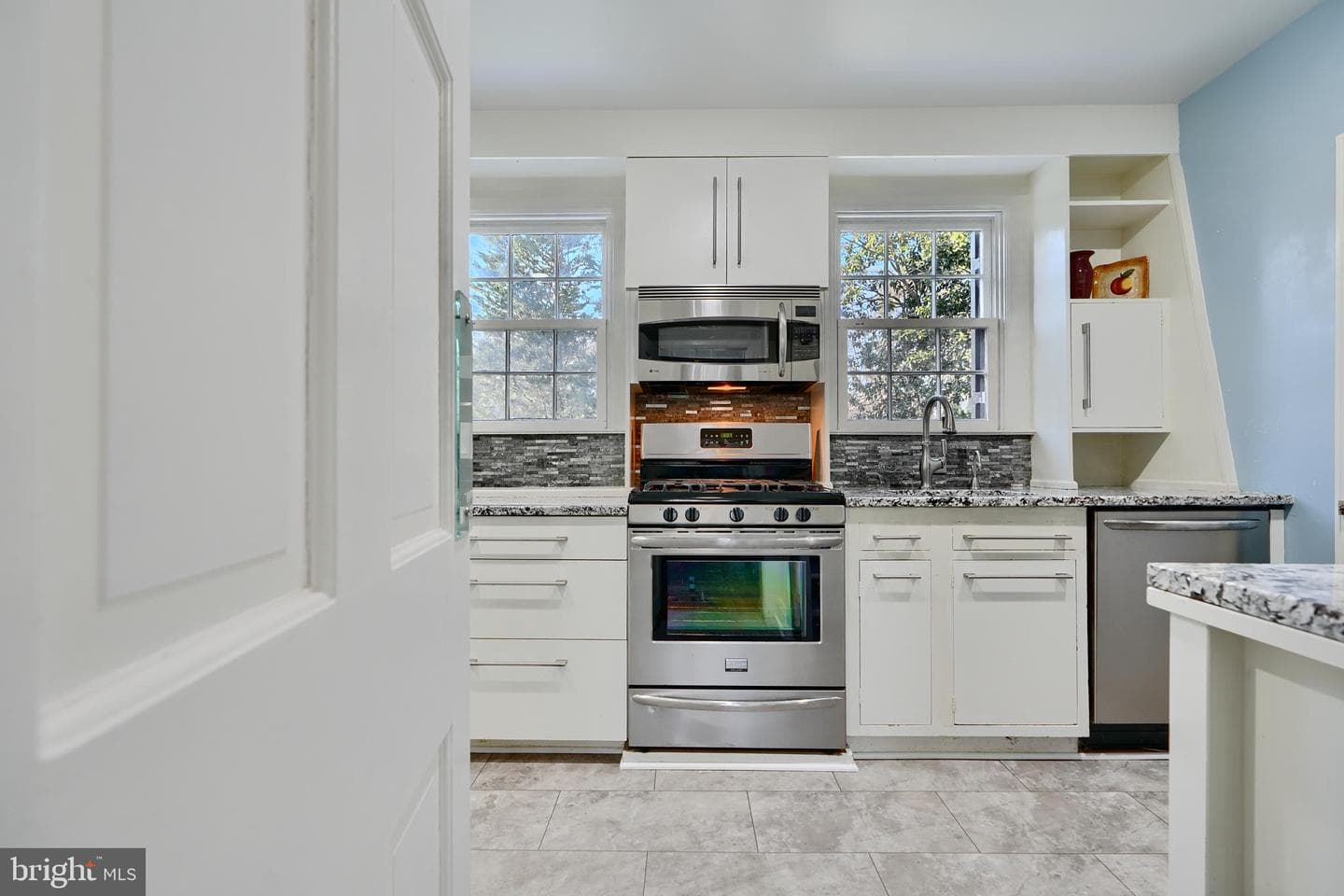 1122 Bellemore Road photo 15