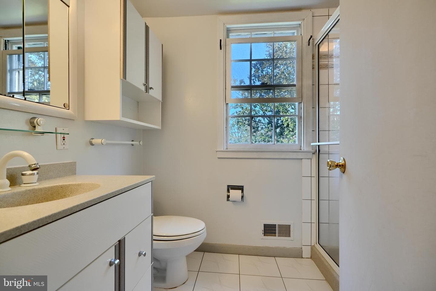 1122 Bellemore Road photo 34