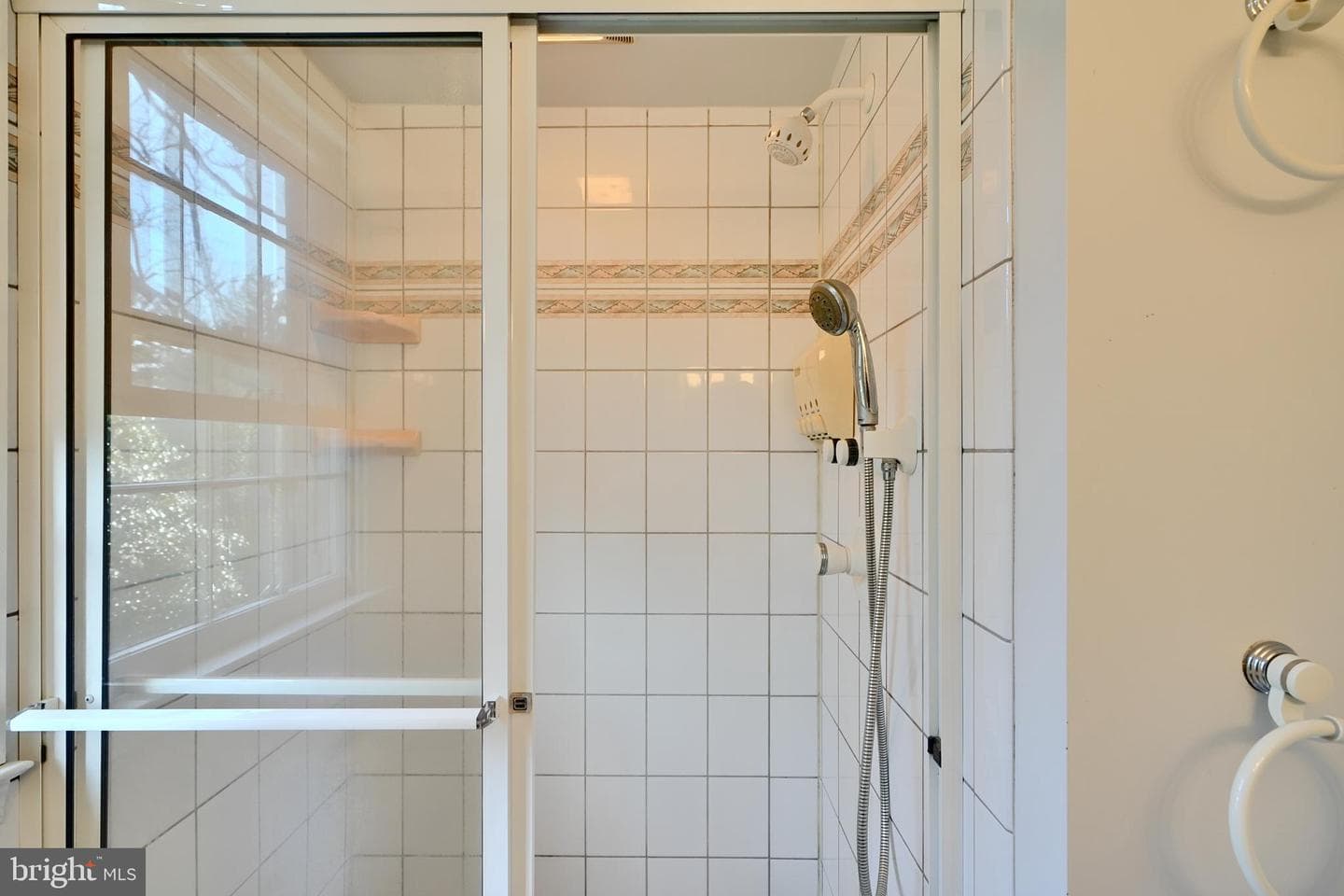 1122 Bellemore Road photo 35