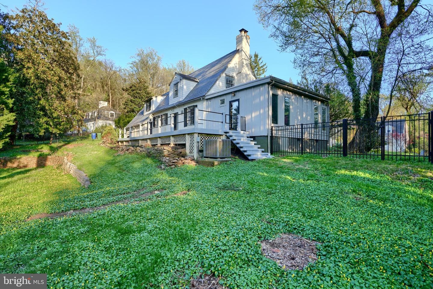 1122 Bellemore Road photo 50