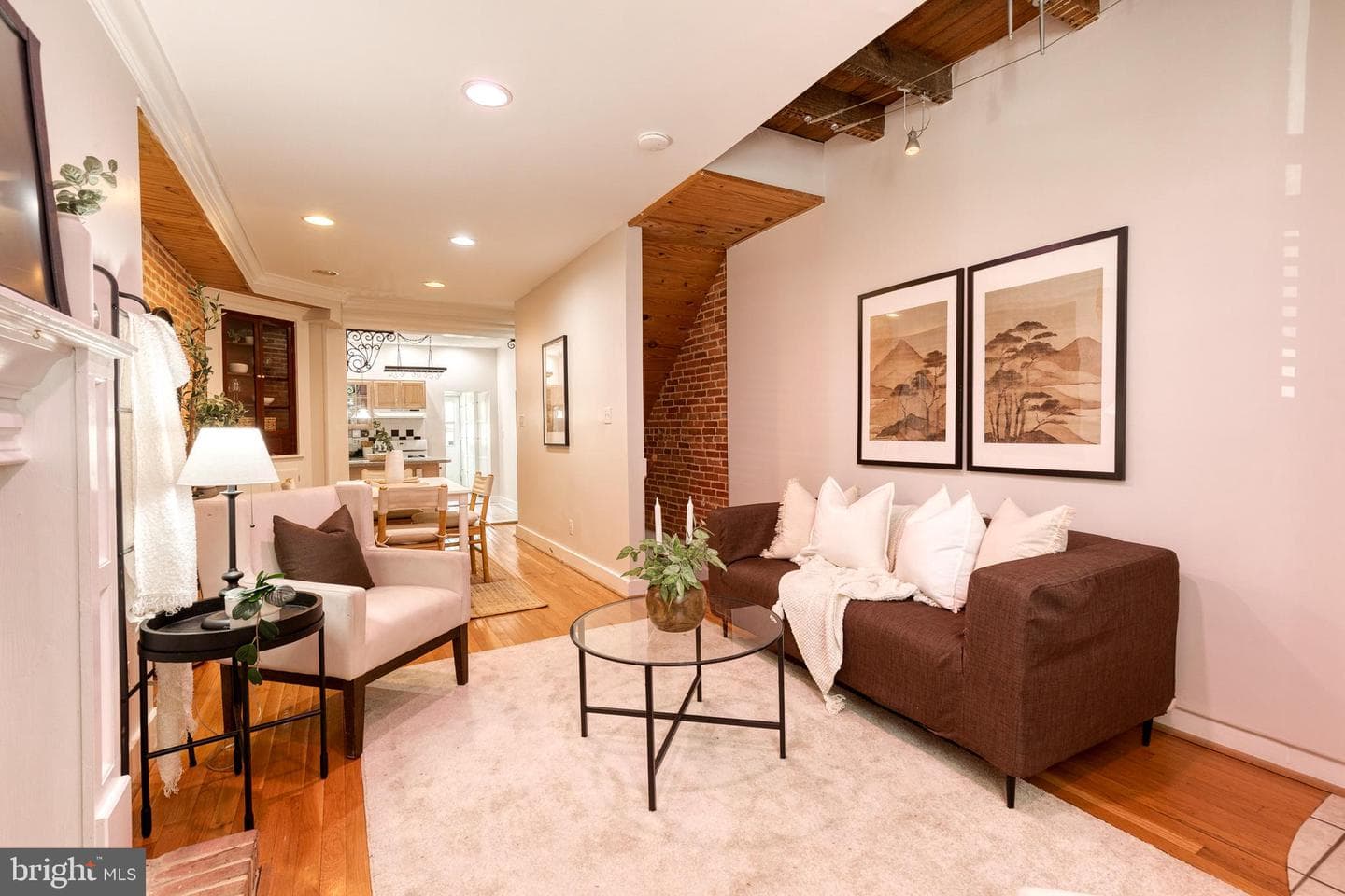 1538 S Hanover Street photo 3
