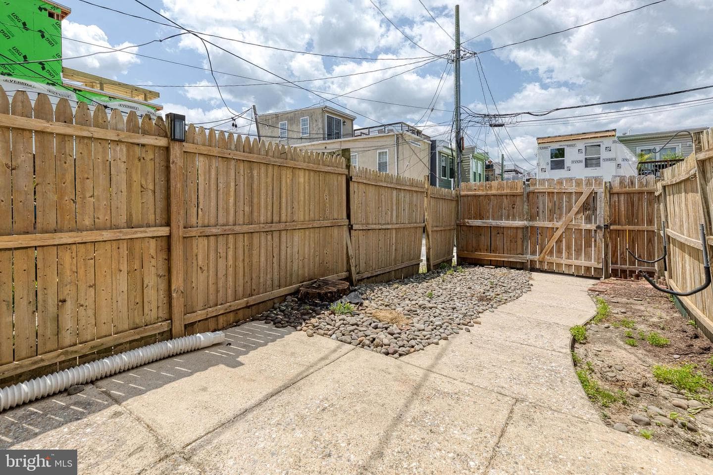 1538 S Hanover Street photo 31