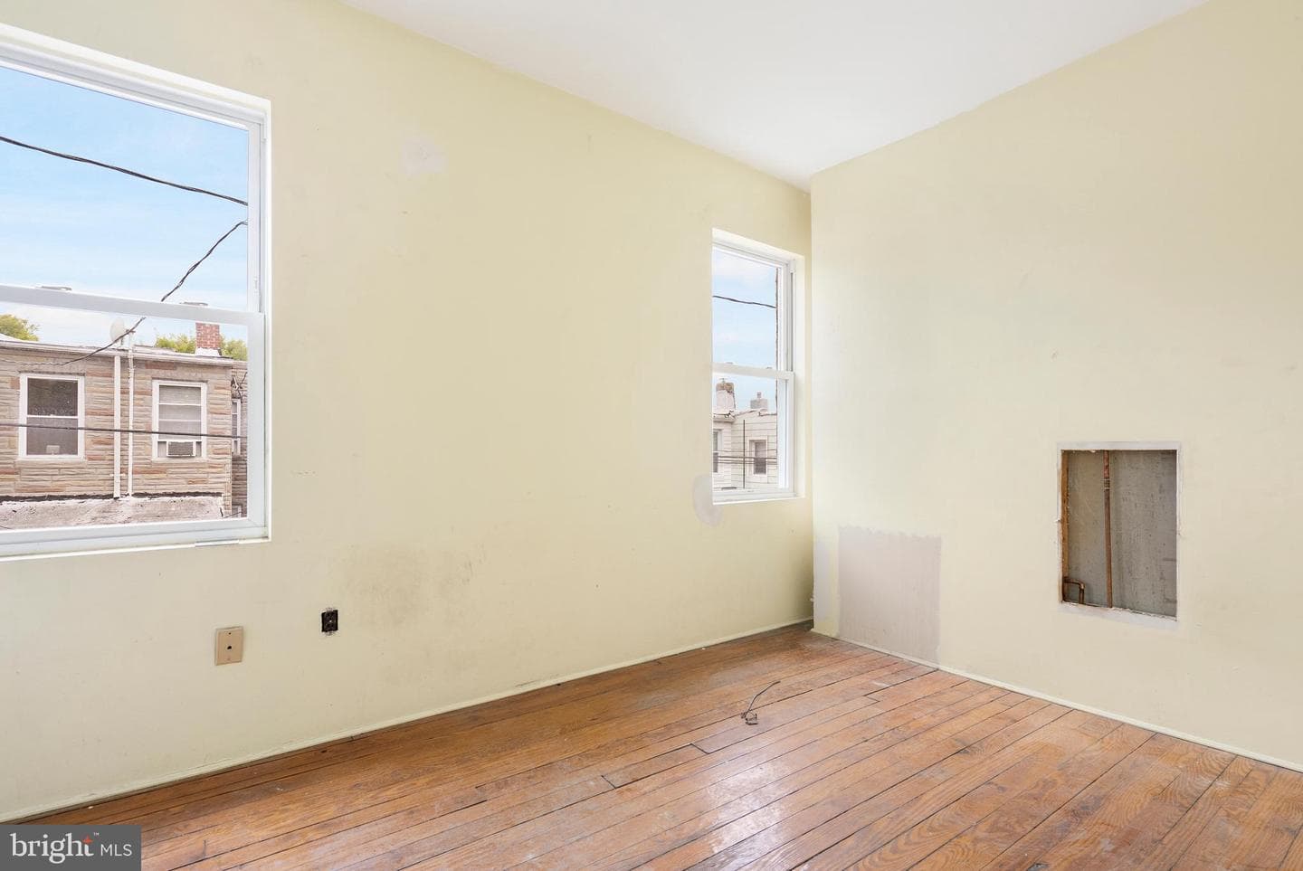 801 W 35th Street photo 32