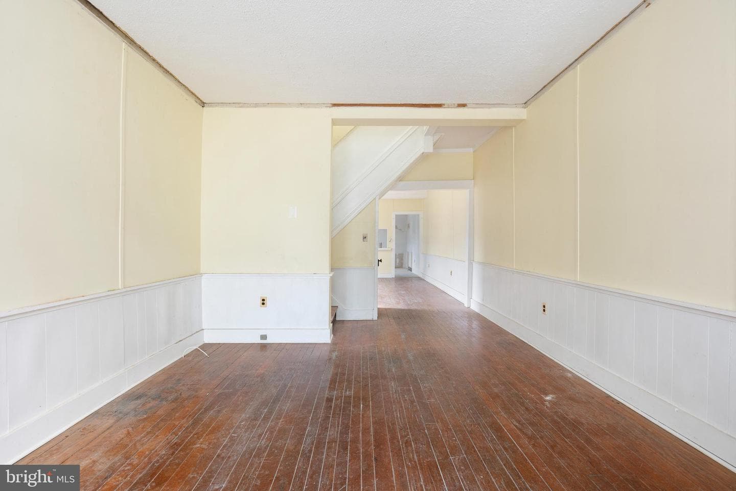 801 W 35th Street photo 6