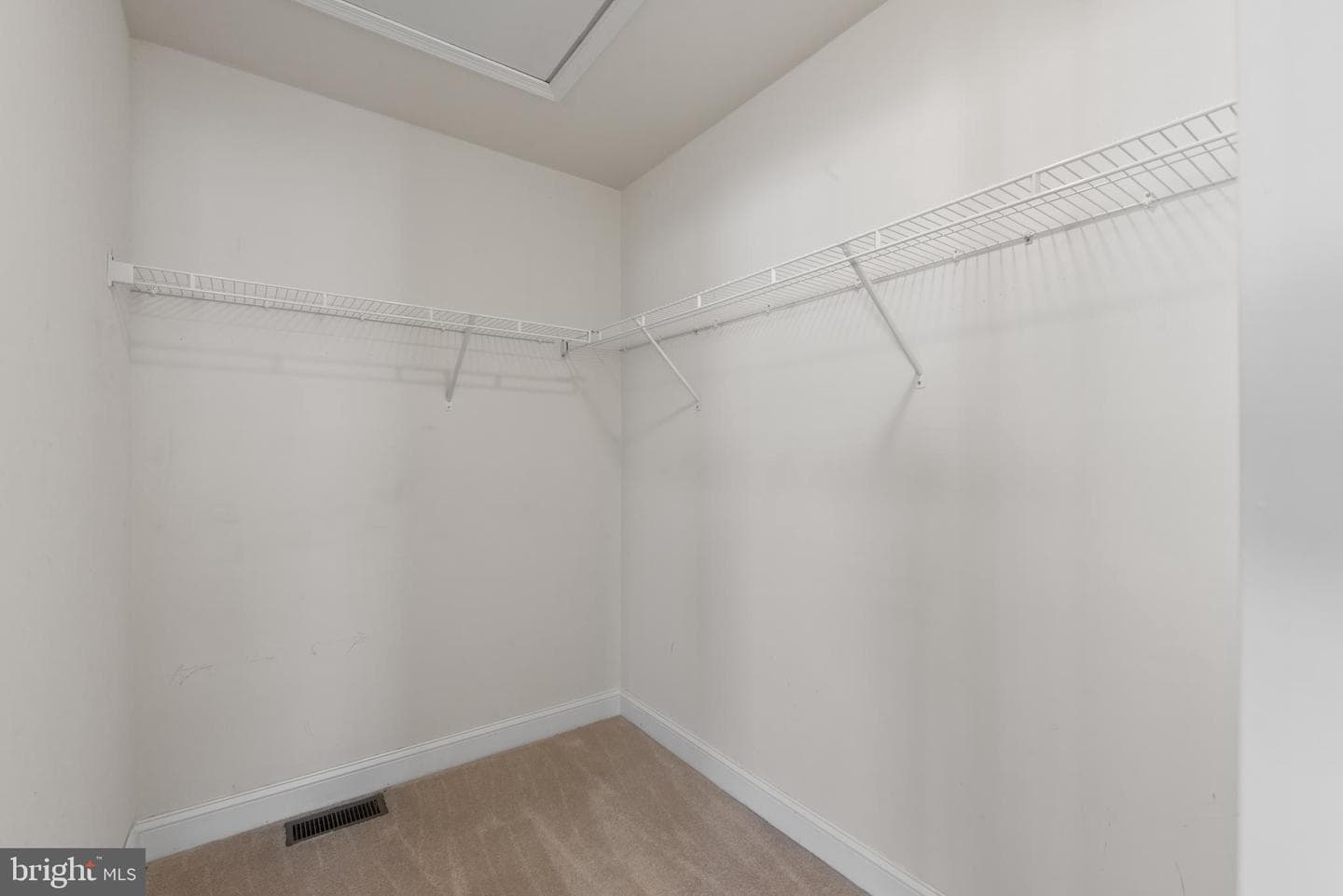 830 Ryan Street photo 14