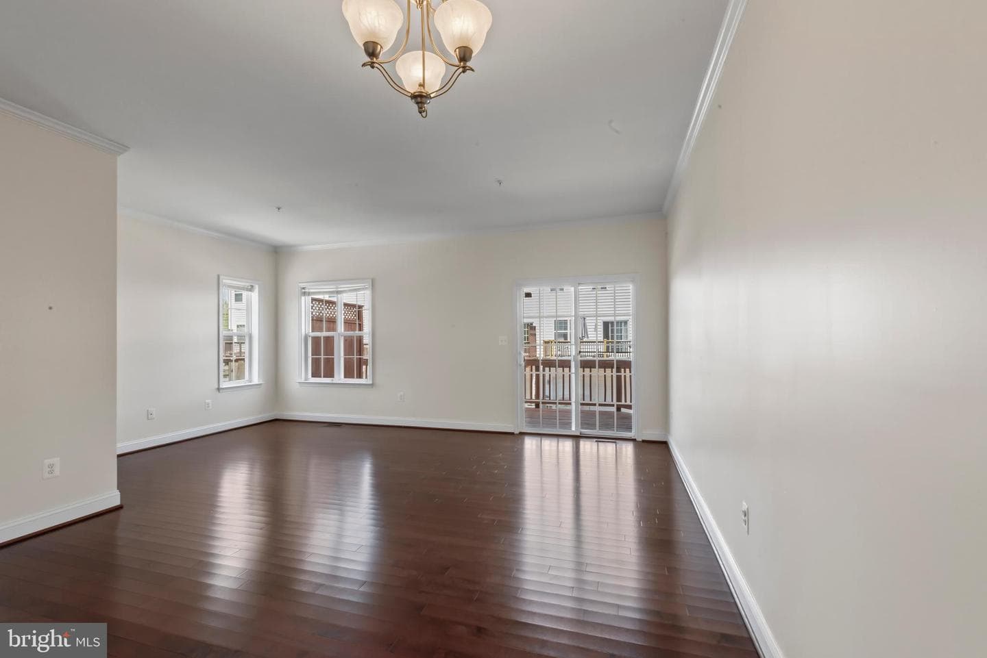 830 Ryan Street photo 2