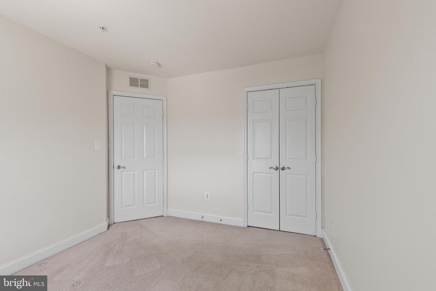 830 Ryan Street photo 23