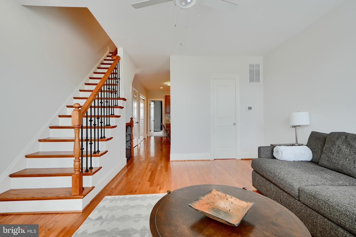 408 Grundy Street photo 14