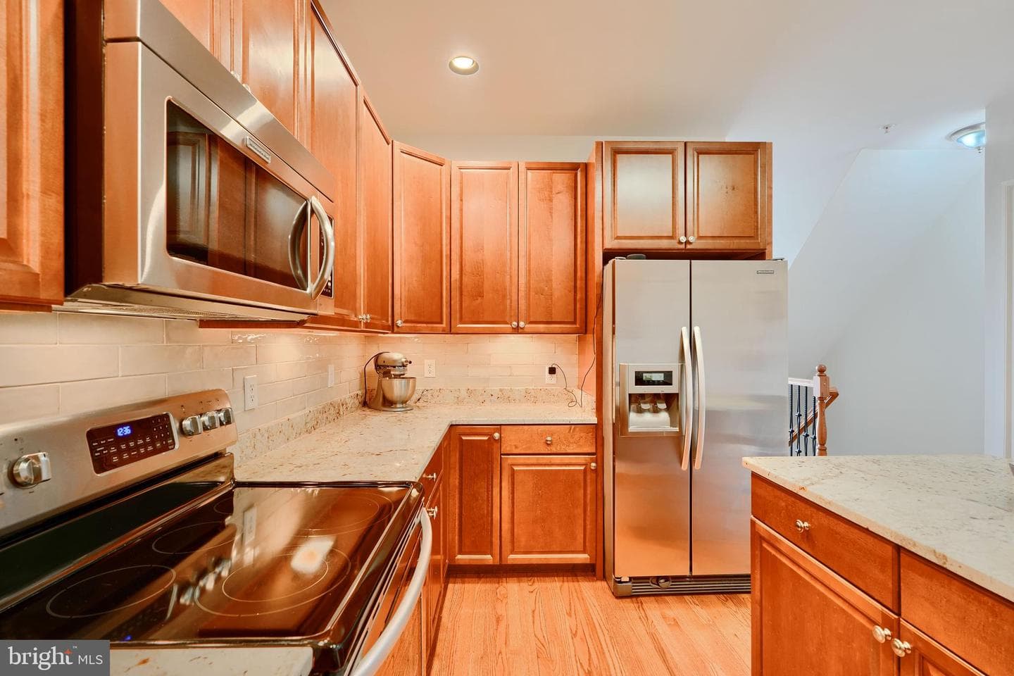 408 Grundy Street photo 23